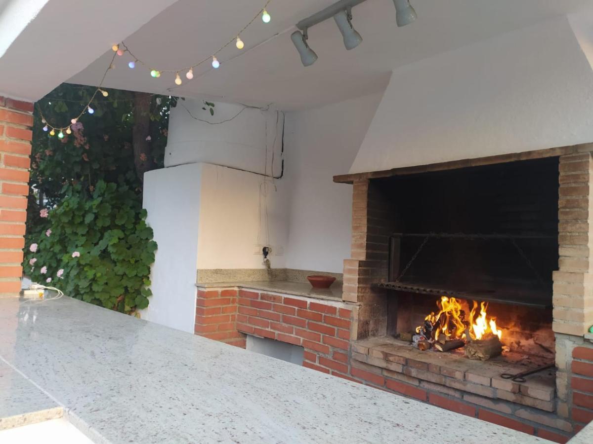 Candela En Piscina Privada